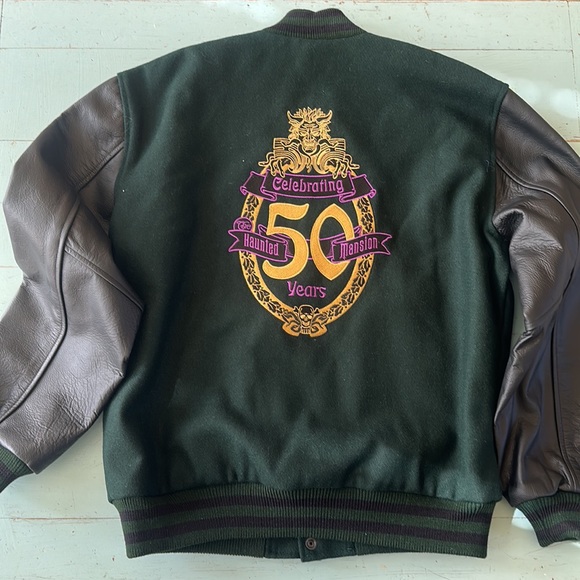 NWT RARE LE 50th anniversary Haunted Mansion Varsity Jacket size unisex Large - Picture 9 of 10